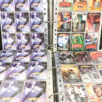 2 Biners Containing Doctor Who Battles In Time Cards. Also 4 binders Containing Doctor Who Magazines. No Reserve.