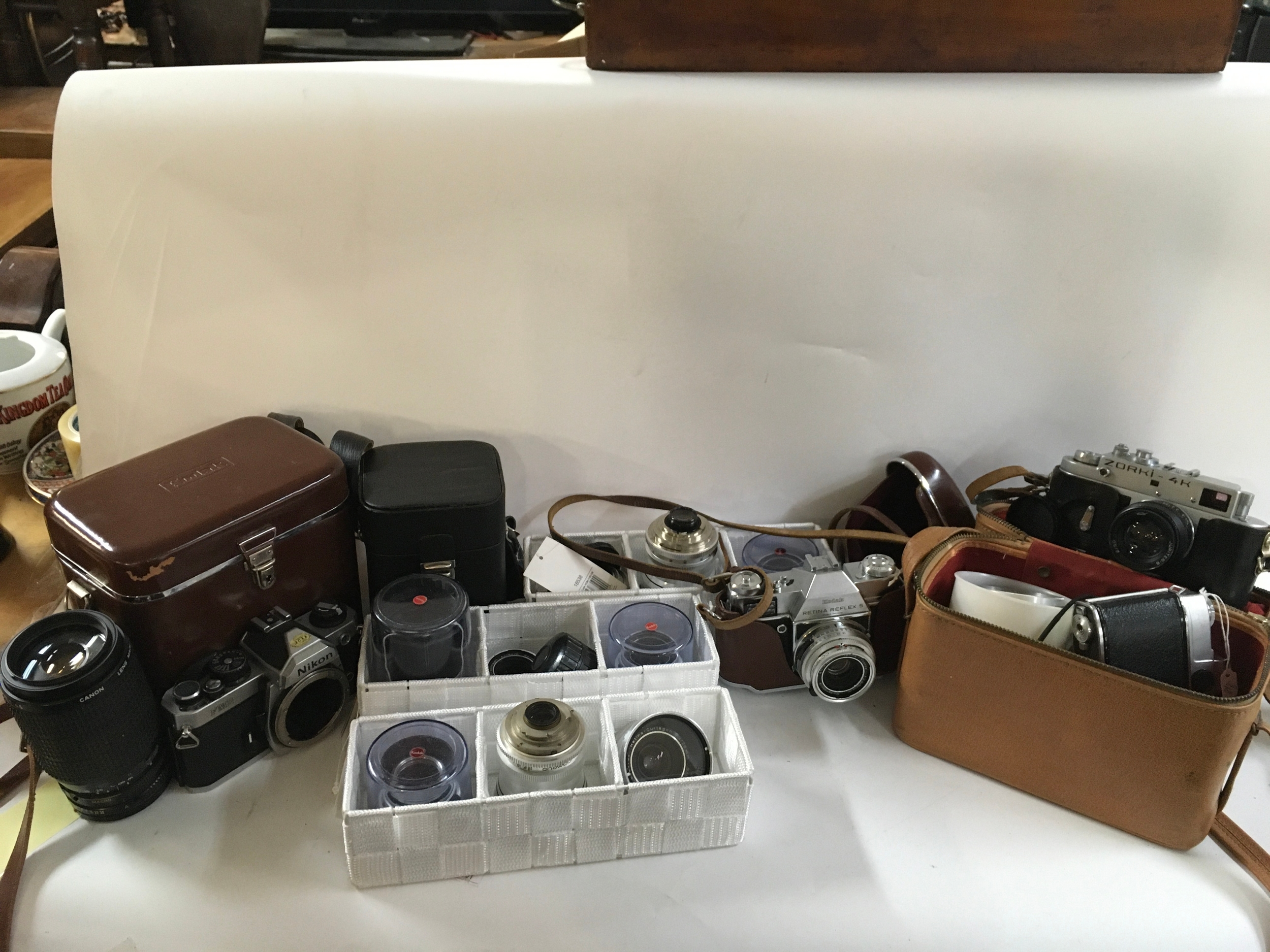 A comprehensive collection of vintage cameras, lenses and accessories. 