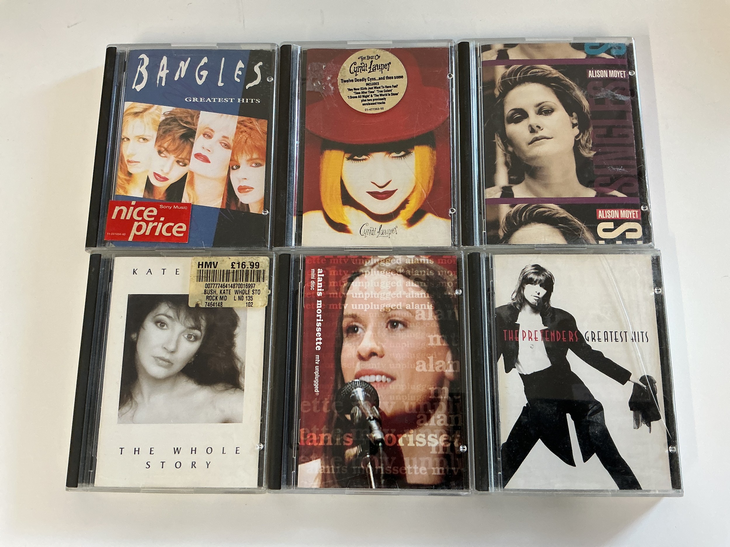 Six minidiscs by various artists comprising Kate Bush, Alanis Morissette, Alison Moyet and others.