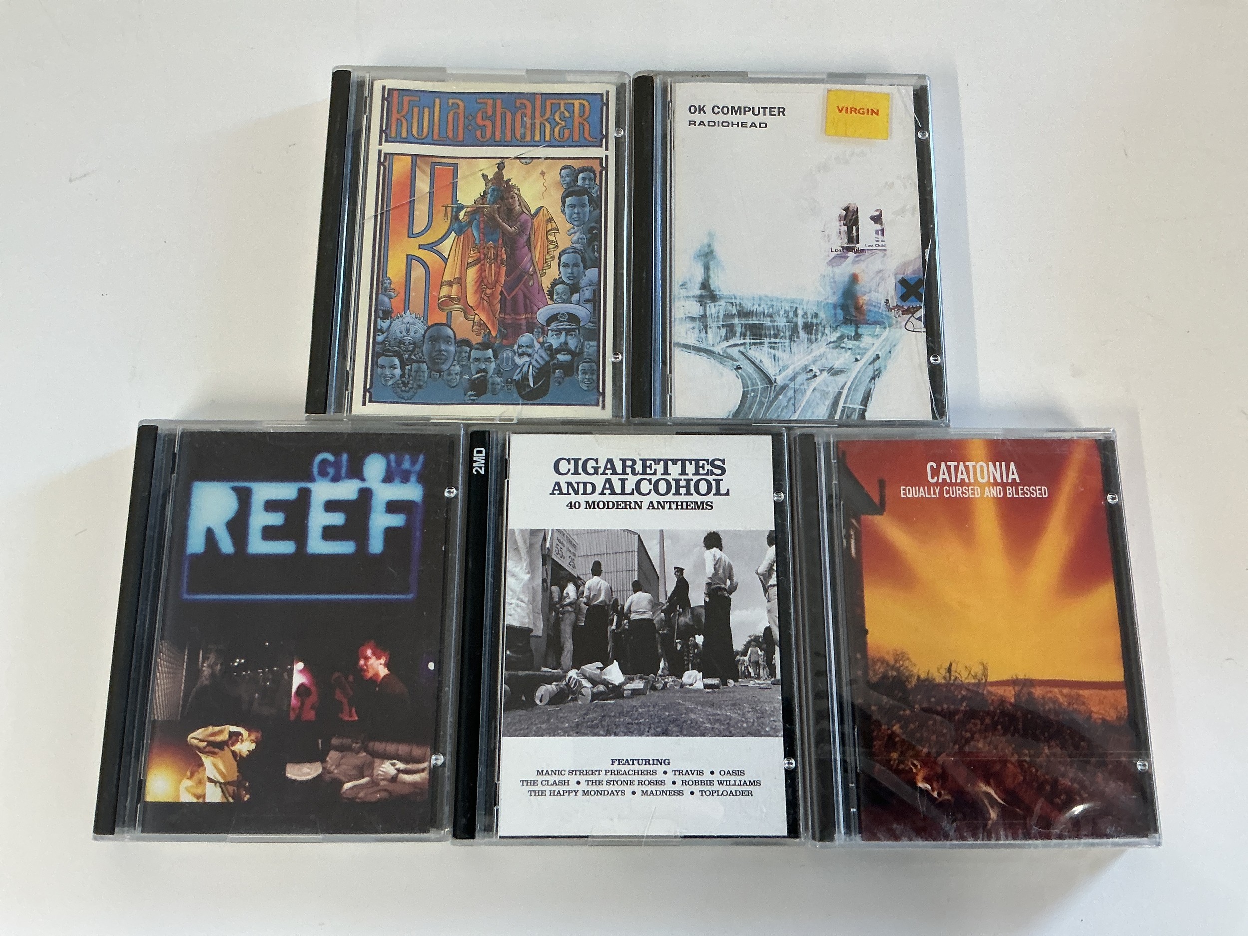 Five minidiscs by various artists including Kula Shaker, Radiohead, Reef and others.