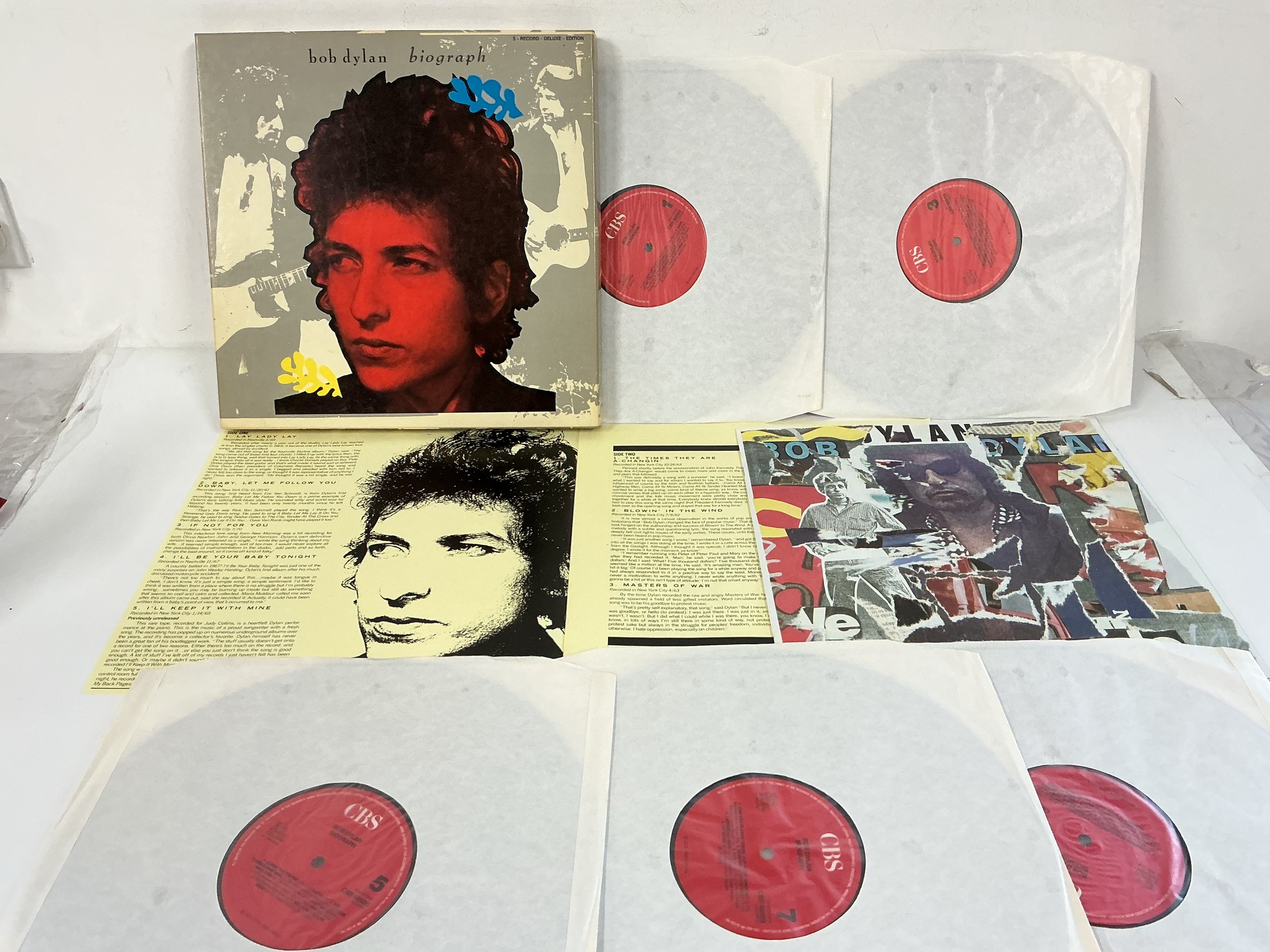 A Bob Dylan Biograph 5LP box set. Please note there is a discernible odour of old cigarette smoke to this lot.