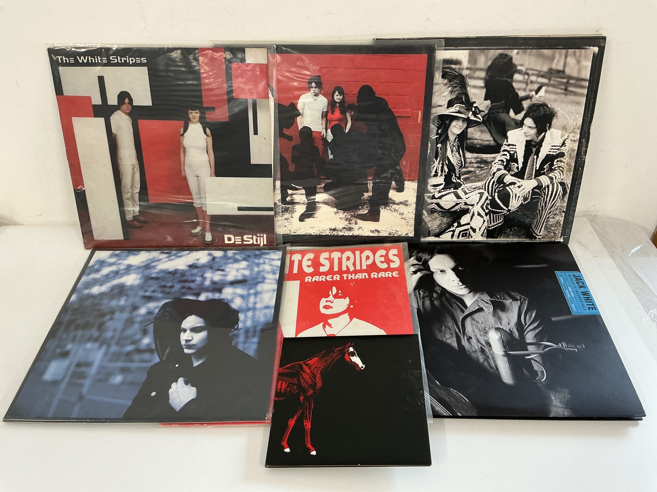 A collection of White Stripes and related LPs and a 7" single including De Stijl, White Blood Cells, Icky Thump and others.