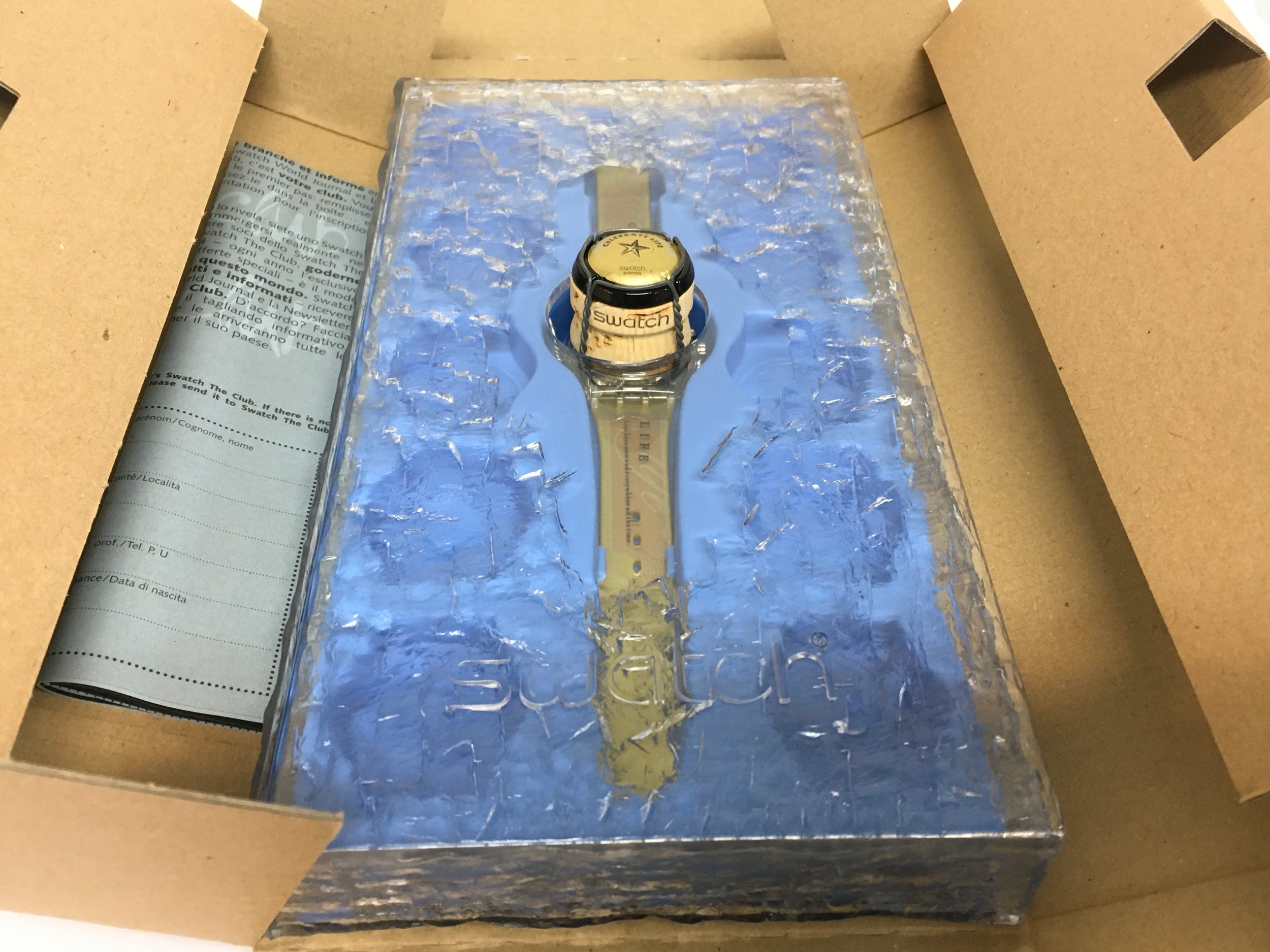 Swatch Gent Xmas Special SPARKLING LIFE (GZ902), featuring a cork-mounted dial within its original packaging