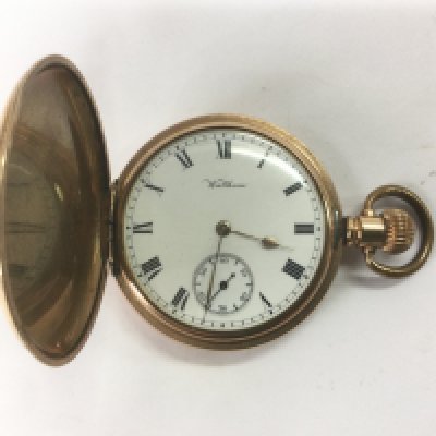 A gold plated Waltham pocket watch. Seen working. Shipping category A.