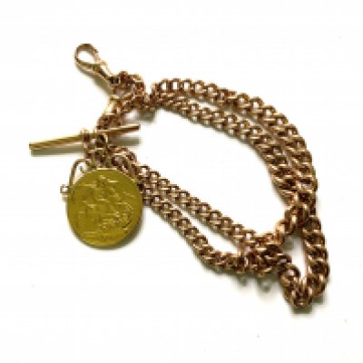 A 9ct Rose gold Albert chain with T-bar, 2 clips, and a 1911 Full sovereign soldered mount. Total weight 40.85g (A)