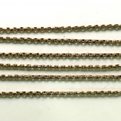 A 9ct gold Muff chain / Guard chain. 75cm. 32.5g (A)