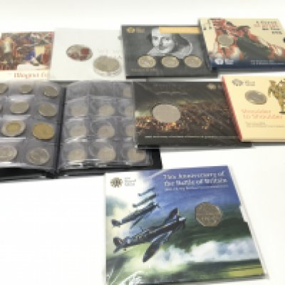 A collection of Royal Mint proof uncirculated coins including the Magna Carter 800th anniversary 2015 uk &pound;2 coin, A force as great as the sea 2015 Royal Navy &pound;2, Battle of Waterloo 200th anniversary &pound;5 coin, an album of Canadian coinage. Postage category B