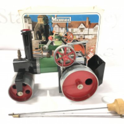 A Boxed Mamod Steam Roller S.R.1a. Un Fired. No Reserve.