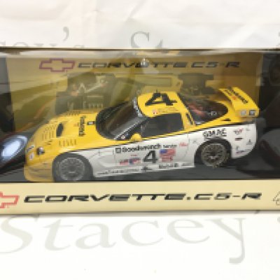 A Boxed Auto-Art Corvette C5-R. 1/18 Scale. No Reserve.