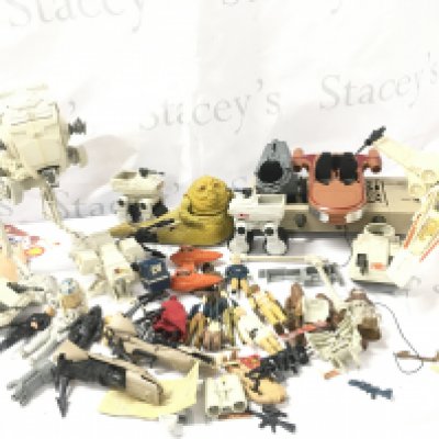 A Collection of Vintage Star Wars Figures And Ships. Ideal for Spares And Repairs.