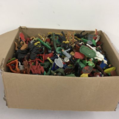 A box of Plastic figures by Britain..Crescent..Kellogg&rsquo;s..Elaston..Starlux etc.