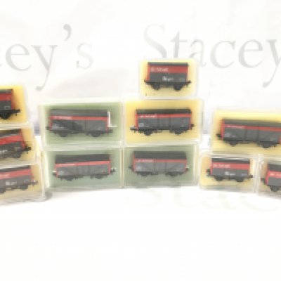 11 Boxed Peco N Gauge Railfreight Wagons.