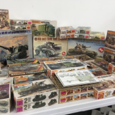 A collection in excess of 30 unstarted boxed model kits all military themed by Airfix..Matchbox..frog. No reserve