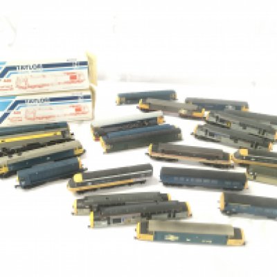 A Collection of N Gauge Locomotives and Spare Parts. All Non Runners. Ideal For Spate Parts Etc.