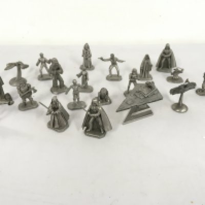 A selection of Pewter Star Wars figures . No reserve