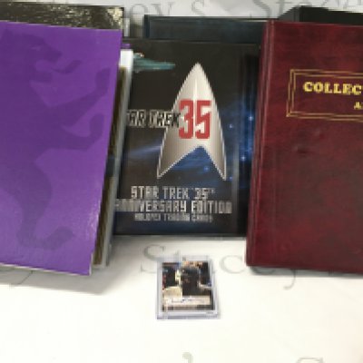 6 Binders Containing Trade Cards Including Star Wars. Star Trek And Babylon 5 (some signed).