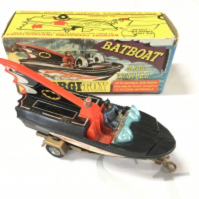 A Boxed Corgi Batbooat And Trailer #107 Robin Missing.