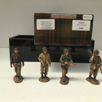 A boxed King and Country set of miniature military models from D Dayseries. Features DD239 Gang of Heroes. No reserve