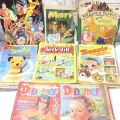 A Collection of Various Comics Including Sooty. Jack And Jill. Bonnie. Maple Town And Dreamer.etc.