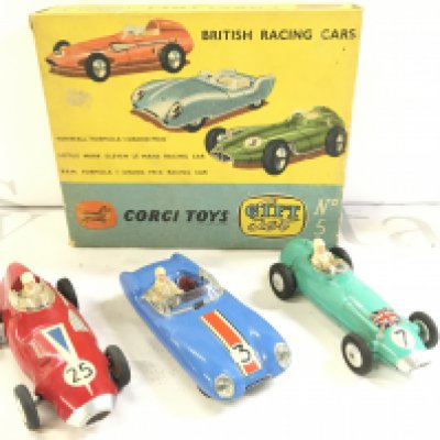 A Boxed Gorgi Gif Set #5 British Racing Cars. Vanwall Formula 1 Grand Pric. Lotus Mark Eleven Le Mans Racing Car. B.R.M Formula 1 Grand Prix Racing Car.
