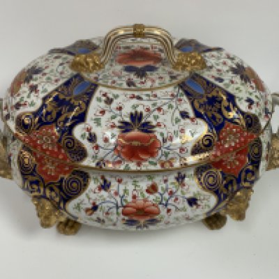 An early Royal Crown Derby tureen and cover, heavily restored example. (D)