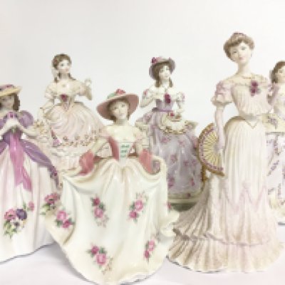A collection of Royal Worcester porcelain lady figures including Lady Rose, Sweet rose, Sweet Anemone etc. No obvious damage or restoration. This lot cannot be posted
