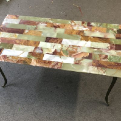An Onyx coffee table , dimensions 90x46x42cm- NO RESERVE