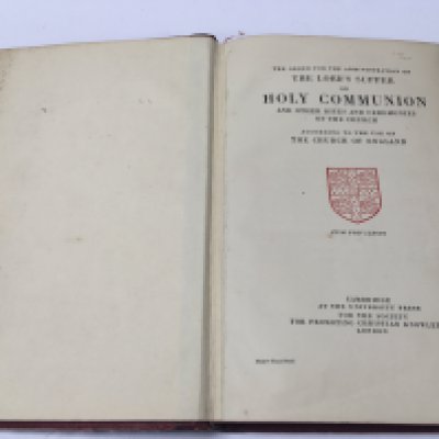 A common prayer book from 1783 and two victorian bibles and one holy communion. NO RESERVE