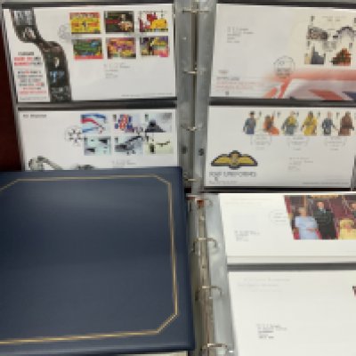 8 albums of first day covers etc. (B)