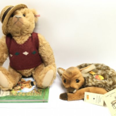 Two Steiff bears including Fawn Lorli & Clarence with Chelsea flower show book. Postage category C