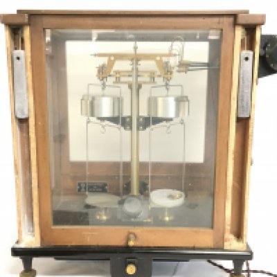 A cased Analytical balance, model number A.D.4. Made by Stanton Instruments Ltd. of London. This lot cannot be posted