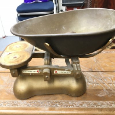 A set of vintage W&T Avery shop scales