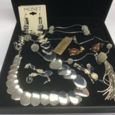 A collection of Monet jewellery. Shipping category B.