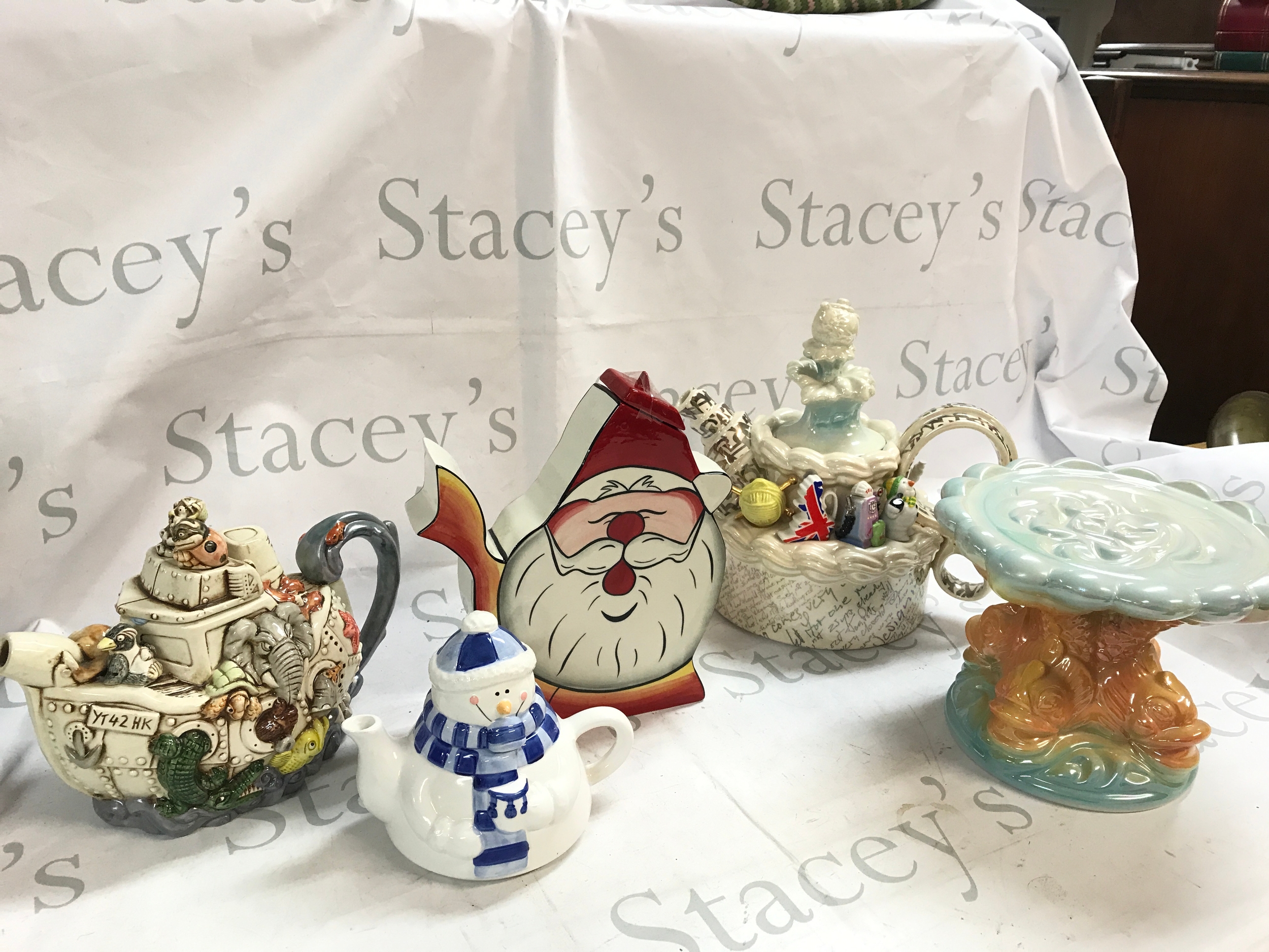 Novelty Teapots including Lorna Bailey 9/40 Santa, Paul Cardew Harmony Kingdom 569/4850, Paul Cardew studio 25 years teapot limited edition of 54 etc