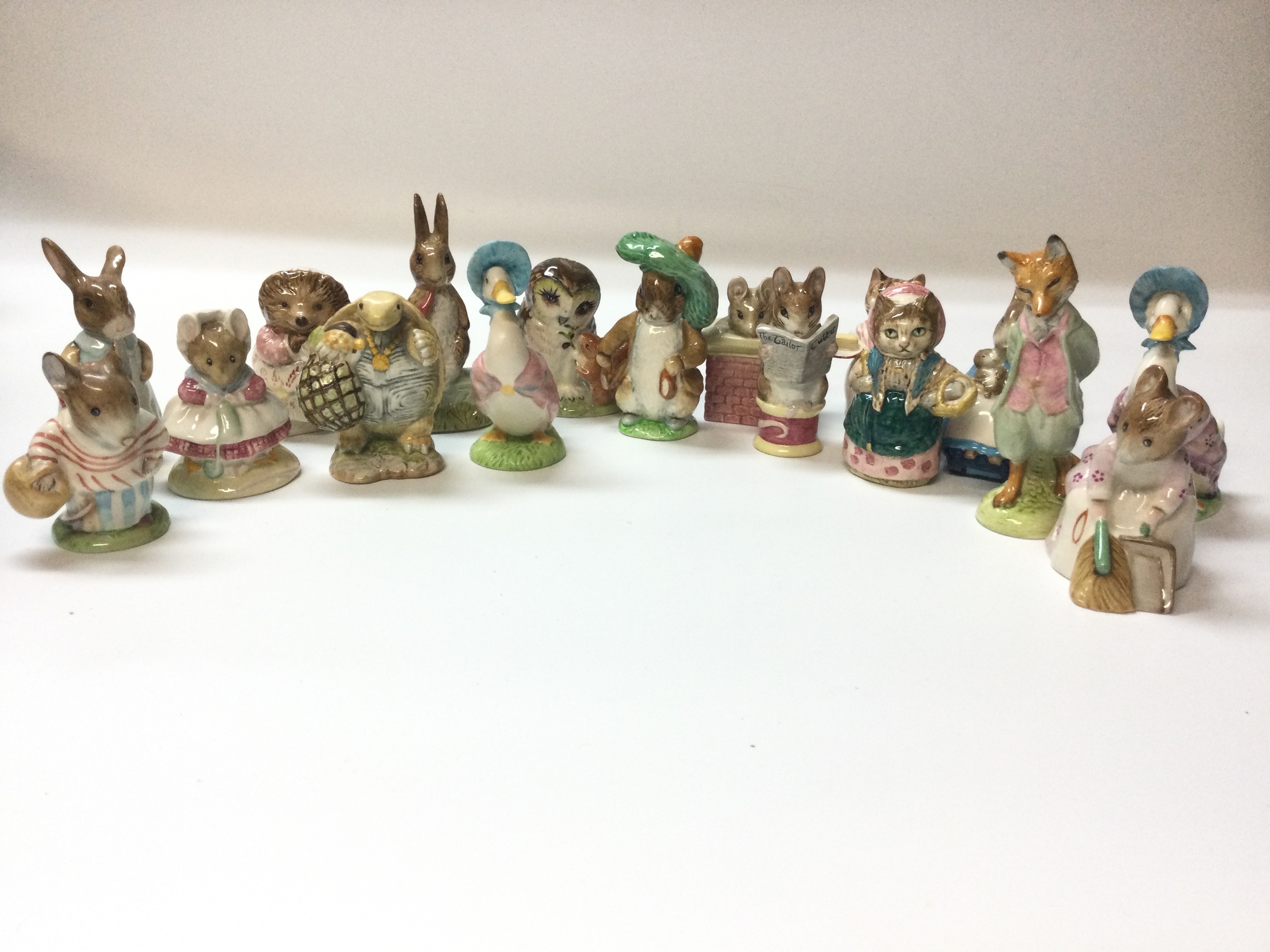 17 Beswick and Royal Albert Beatrix potter Peter rabbit figures