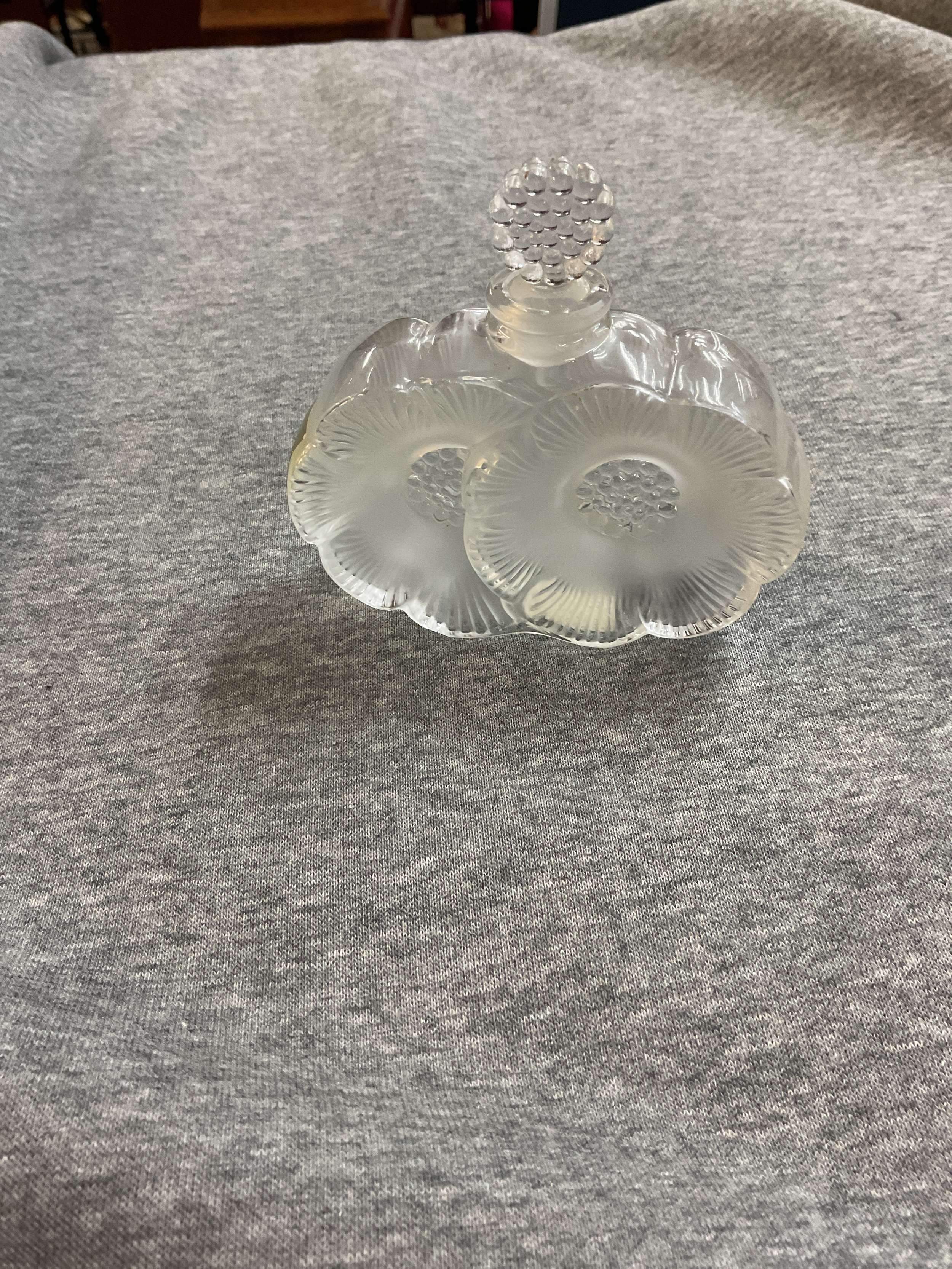 Lalique Deux Fleurs, perfume bottle c1950s, hand engraved signature to the base and with two original period stickers, no damage and stopper snug fit.