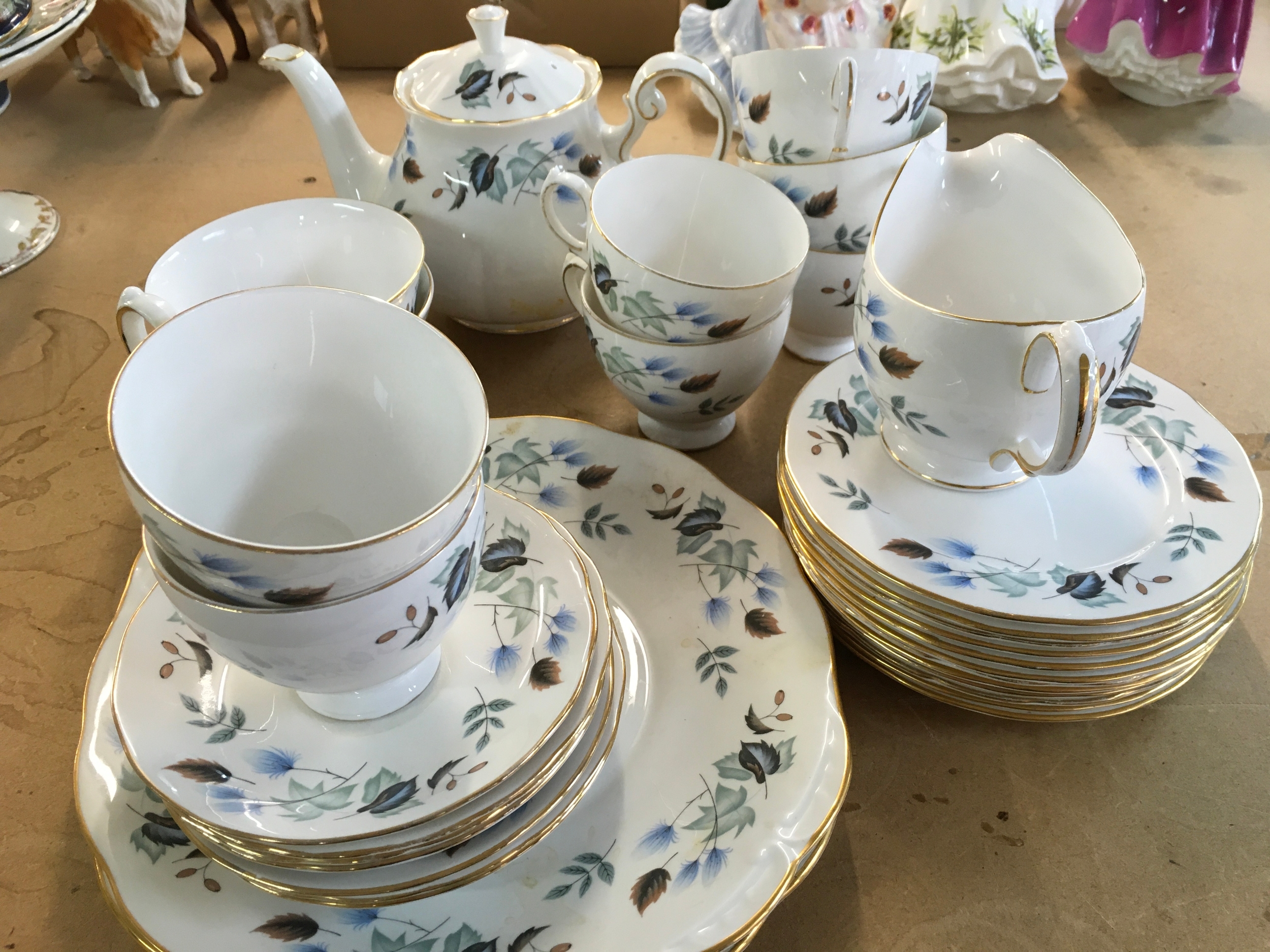 vintage Colclough (Ridgway) "Linden" (Pattern No. 8162) fine bone china tea set