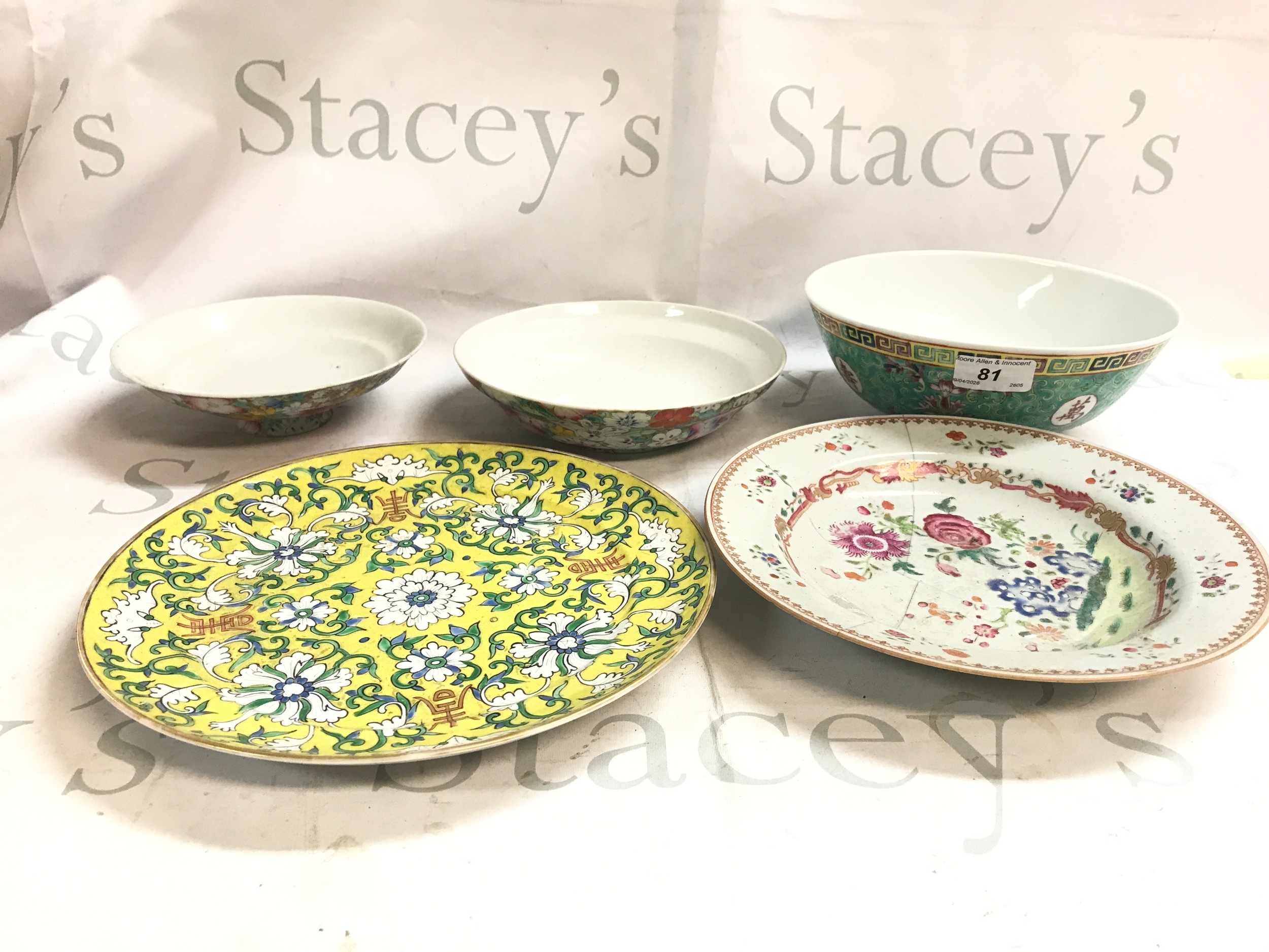 Chinese porcelain floral dishes. 18 to 25cm wide 