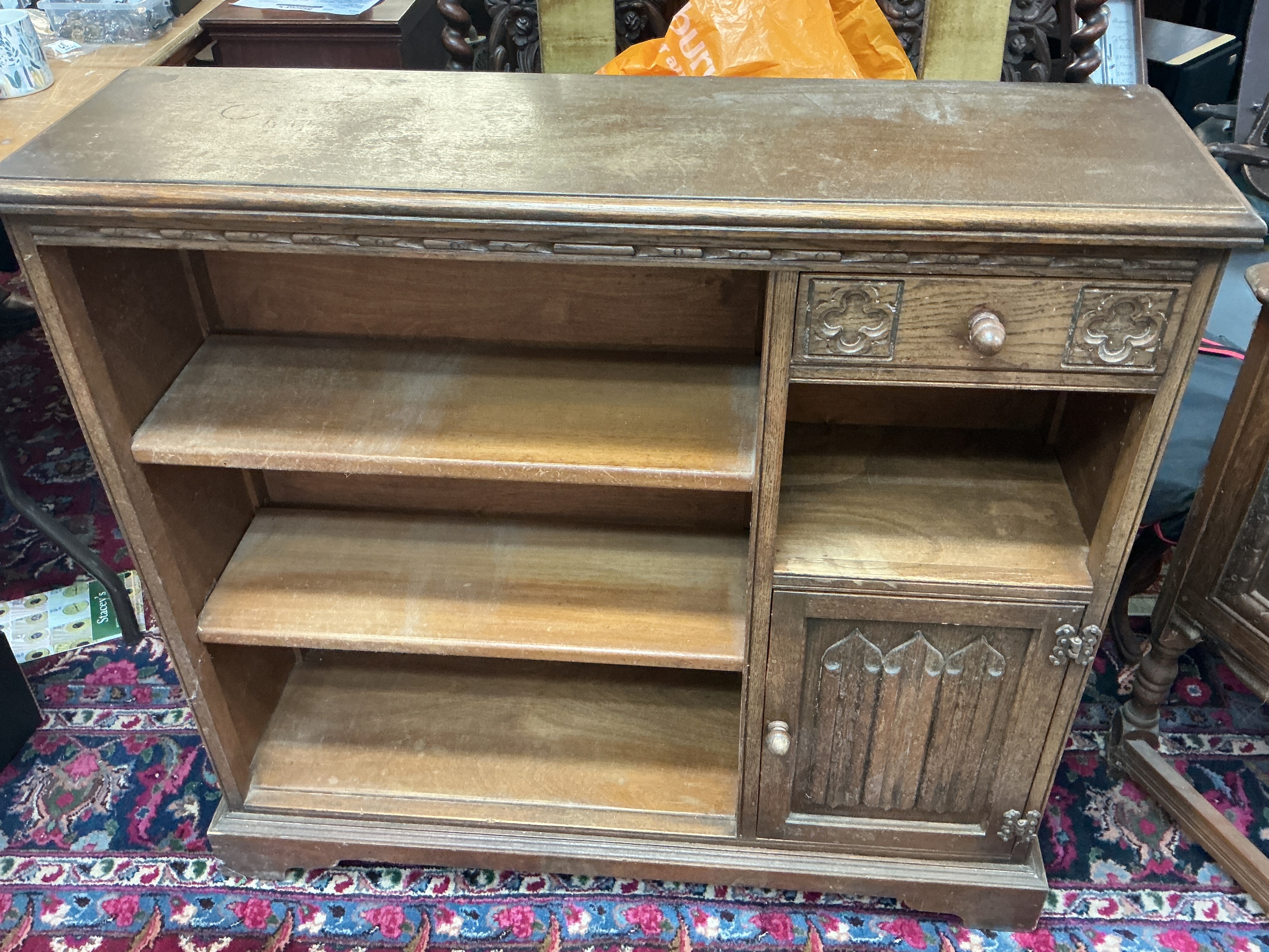 An oak bookcase cabinet. 94cm tall 88cm wide 