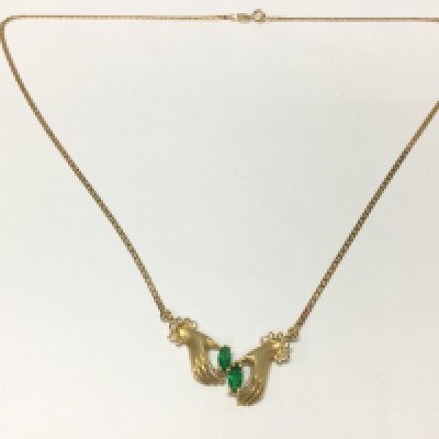 14ct gold necklace with 2 Colombian green emeralds and pave set diamonds. 4.23g