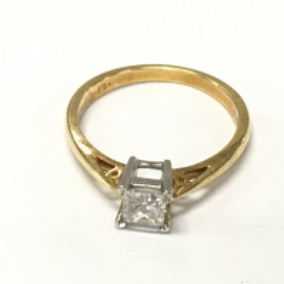 An 18ct gold diamond solitaire ring approximately 0.50ct and size N 2.6g