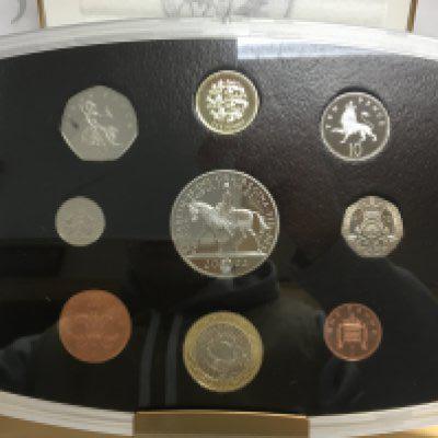 A 2002 royal mint proof coin set.