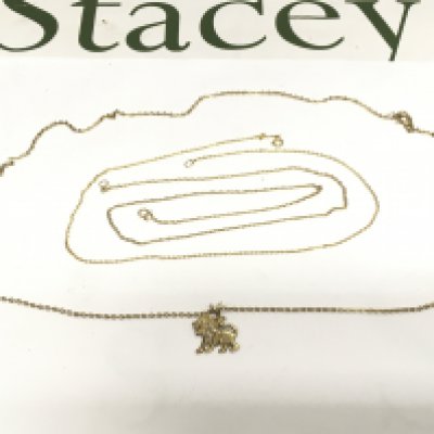 Three gold chains, total approx 9.5g. Shipping category A.
