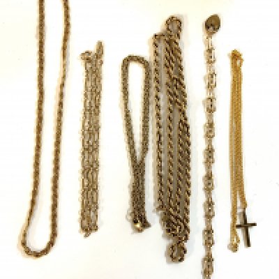 A mixed collection of 9ct gold chains and bracelets etc. (A)