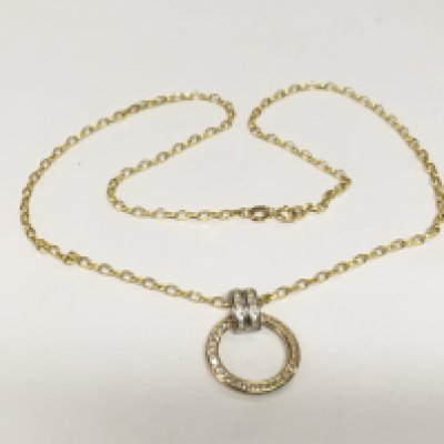 A 9ct gold circular pendant on a 9ct gold chain, approx 2.5g. Shipping category A.