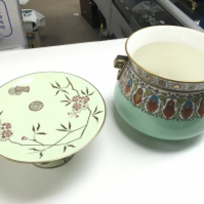 19th century ceramics, a porcelain cake stand stamped F.J Cullen Newcastle with floral decoration, two plates with the same design and a pot with hand painted gilt and floral patterned decoration. This lot cannot be posted