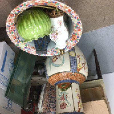 A large floor vase, approx height 81cm, a large Oriental vase etc. (5). Shipping category D.