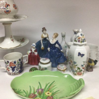 Three Royal Doulton figures a collection of Aynsley porcelain and other ceramics.