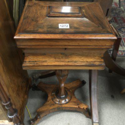 A fine William iv rosewood teapoy.