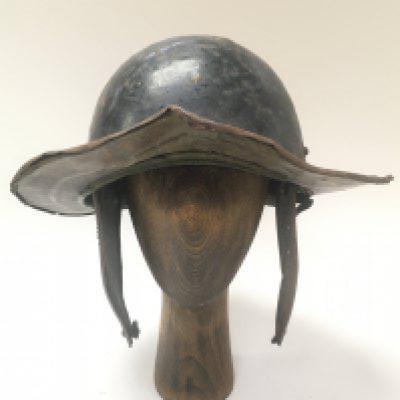 A Cromwellian Civil War style tin Roundhead soldiers/Pikemans helmet (head for display purposes and is not featured with this lot). Postage category C